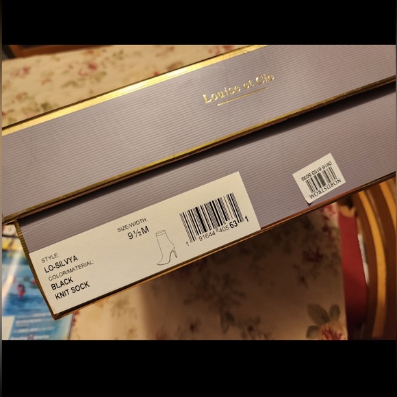 Louise et Cie Black Knit Ankle Boots - Picture 4 of 4